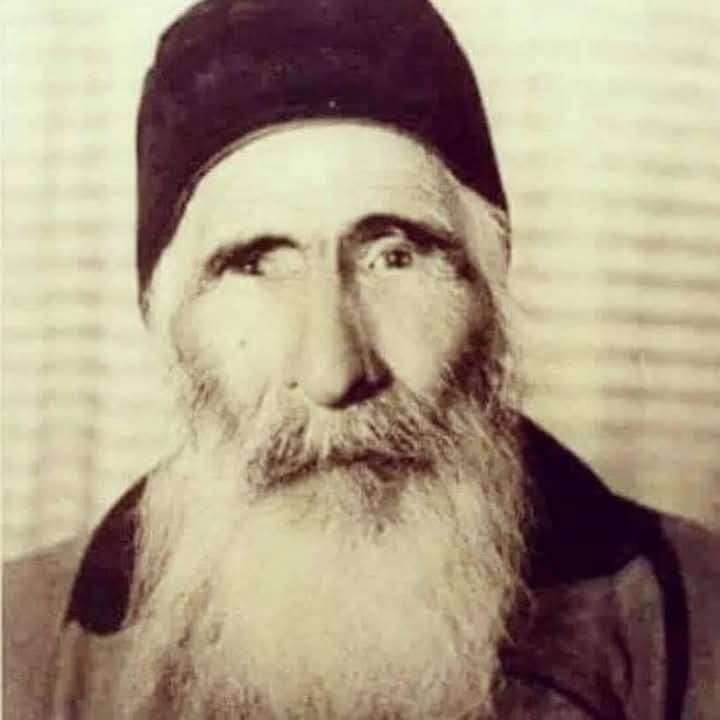 بقي يحرس المسجد الأقصى بقي يحرس المسجد الأقصى