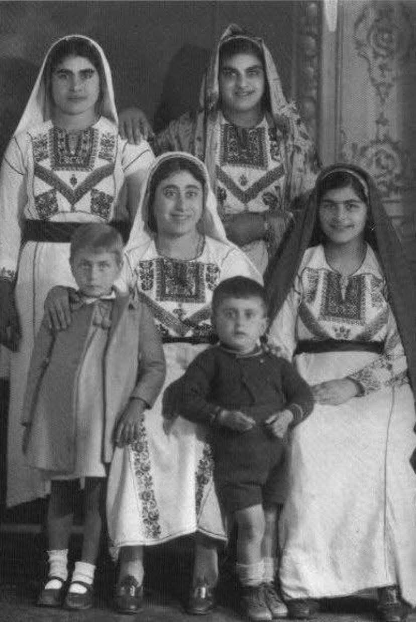 رام الله 1939 ثوب رام الله من الثياب التقليدية الفلسطينية