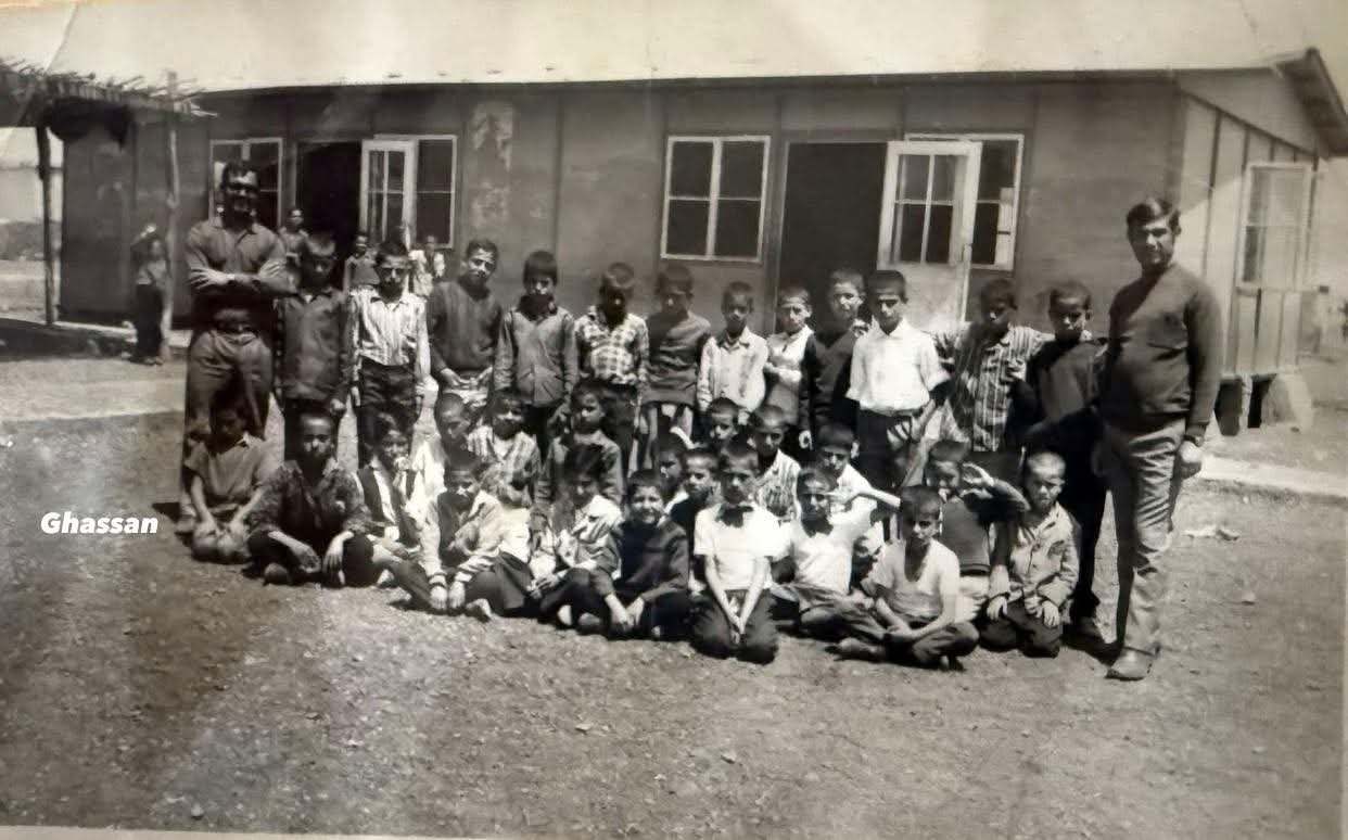 مدرسة ذكور مخيم الحصن الاعدادية الأولى عام 1972