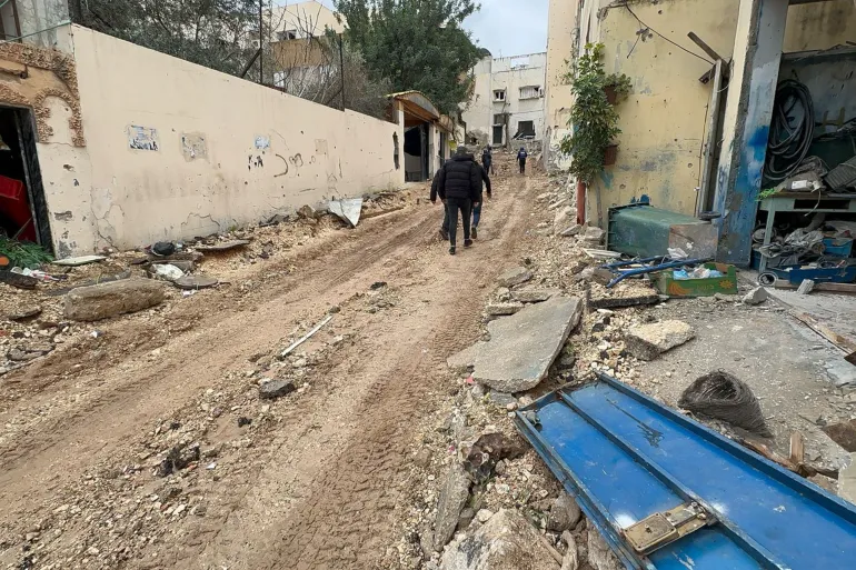مخيمات اللاجئين في الضفة الغربية.. نكبة أخرى وتهجير ممنهج مخيمات اللاجئين في الضفة الغربية.. نكبة أخرى وتهجير ممنهج