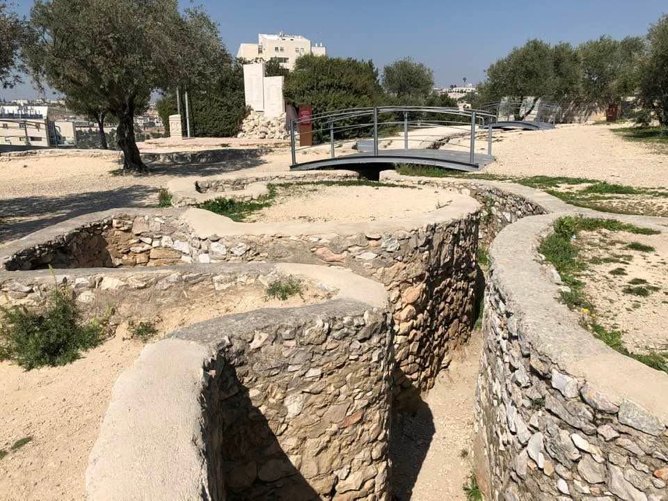 وسائط المقال تل المدورة .. القدس الشيخ جراح