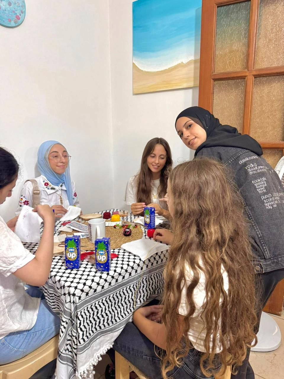 صورة خلال ورشة مع الفئة الشابة